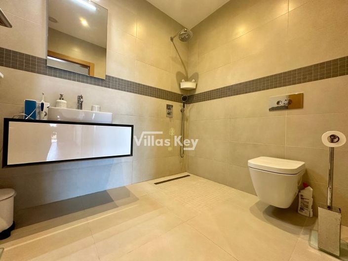 Image No.29-2 Bed Apartment for sale