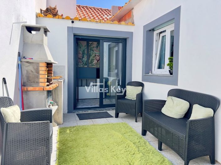 Image No.18-3 Bed House for sale