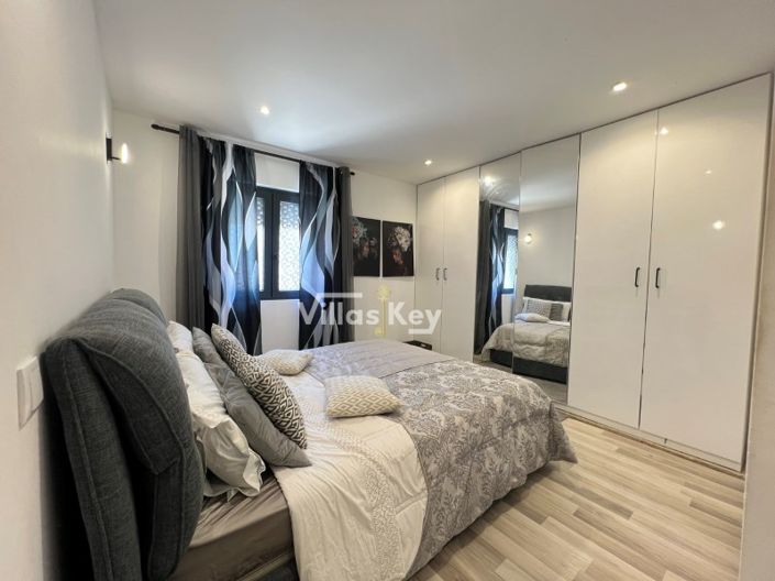 Image No.7-3 Bed House for sale