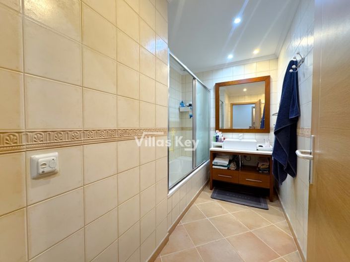 Image No.13-2 Bed Apartment for sale