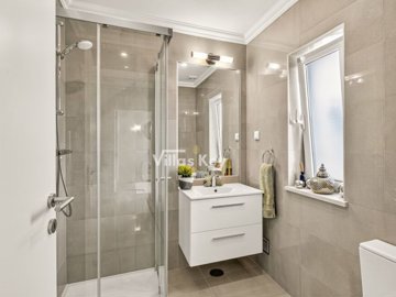 idcf9aa801-0000-0500-0000-000017bf1771