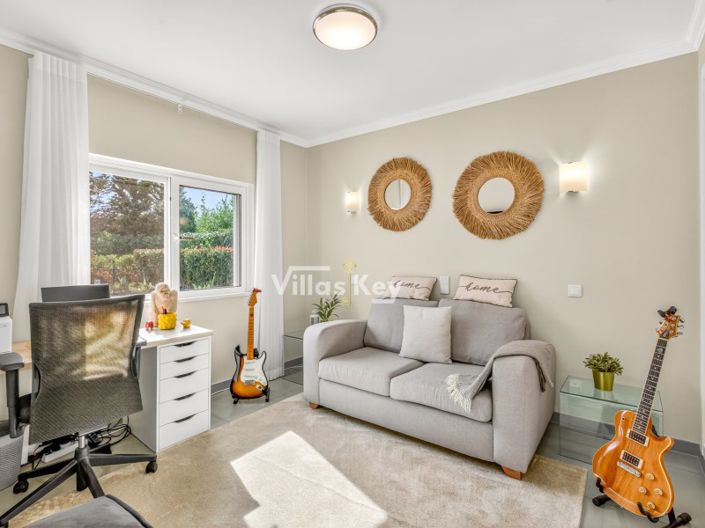 Image No.12-Maison de 4 chambres à vendre à Lagos