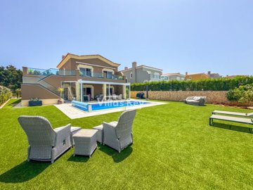 idcf9aa801-0000-0500-0000-000016bccabb