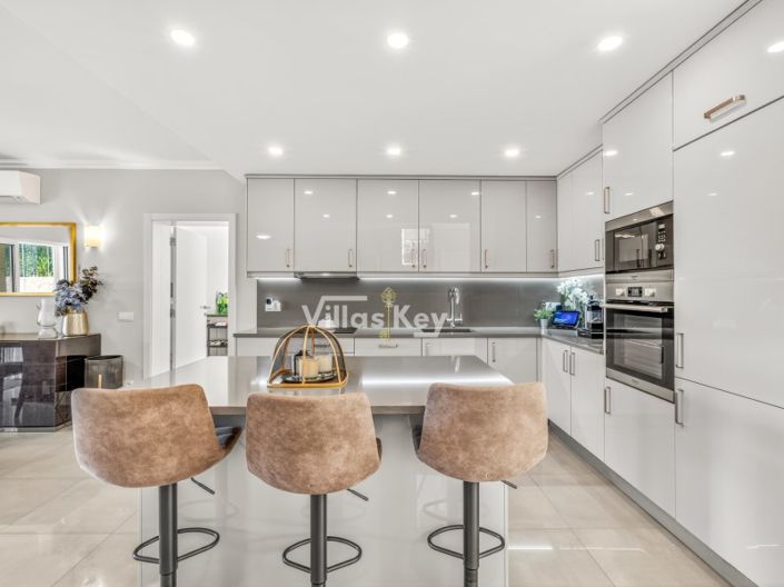 Image No.8-Maison de 4 chambres à vendre à Lagos