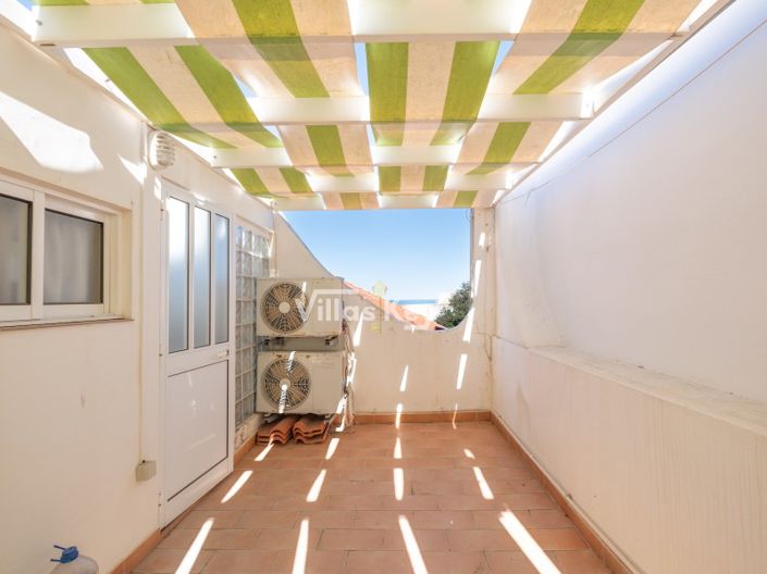 Image No.20-3 Bed House for sale