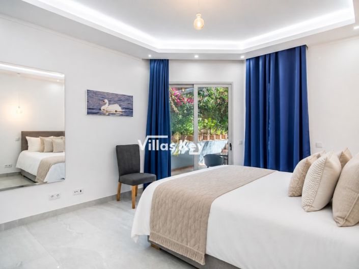 Image No.17-3 Bed House for sale