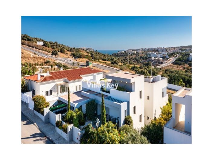 Image No.27-3 Bed House for sale