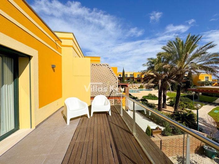 Image No.2-Maison de 2 chambres à vendre à Lagos