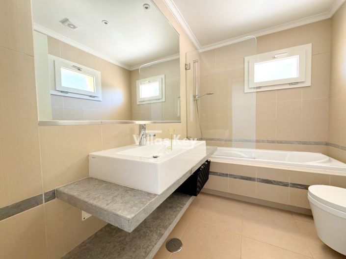 Image No.22-Maison de 2 chambres à vendre à Lagos