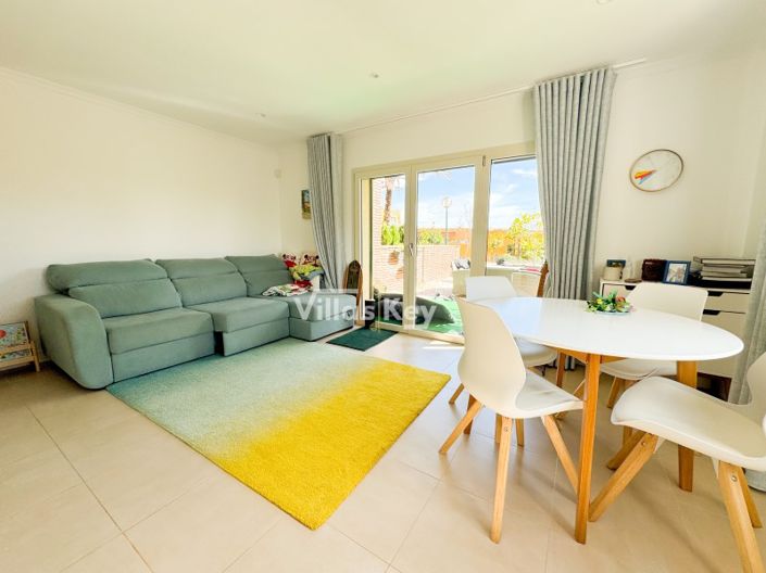 Image No.3-Maison de 2 chambres à vendre à Lagos