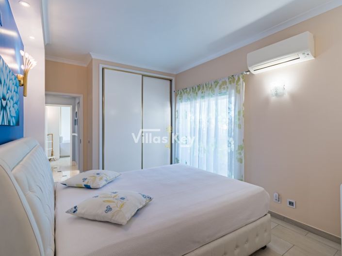 Image No.21-2 Bed Apartment for sale