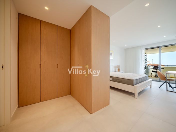 Image No.19-2 Bed Apartment for sale