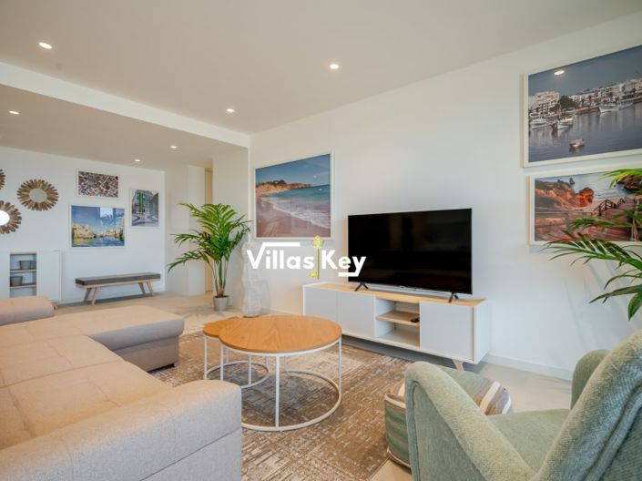 Image No.9-2 Bed Apartment for sale