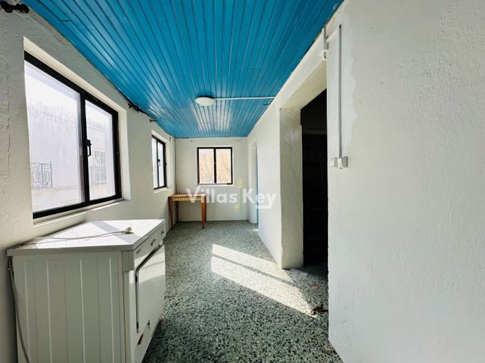 Image No.13-5 Bed House for sale