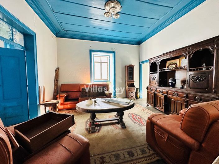 Image No.3-5 Bed House for sale