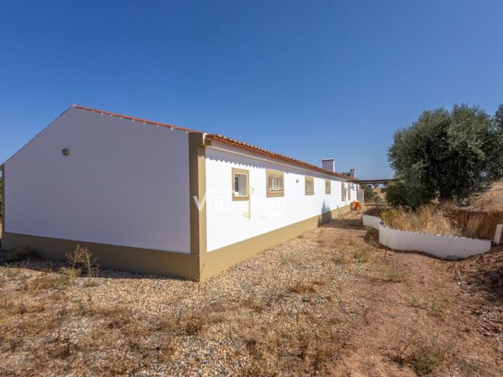 Image No.37-8 Bed Farmhouse for sale