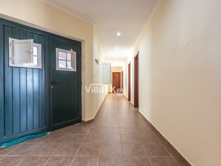 Image No.53-8 Bed Farmhouse for sale