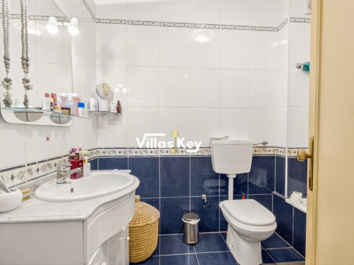 Image No.21-3 Bed Apartment for sale