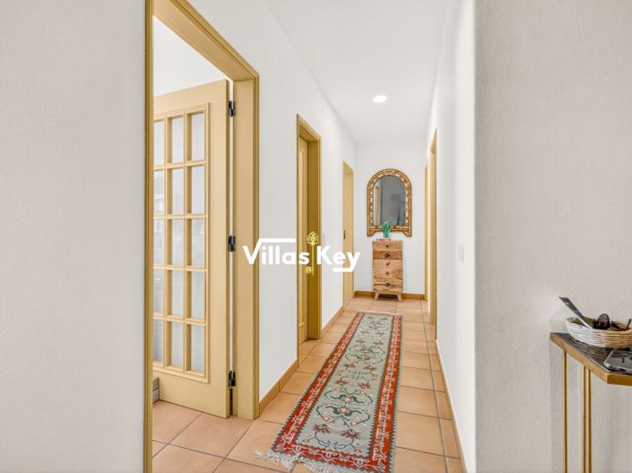 Image No.27-3 Bed Apartment for sale