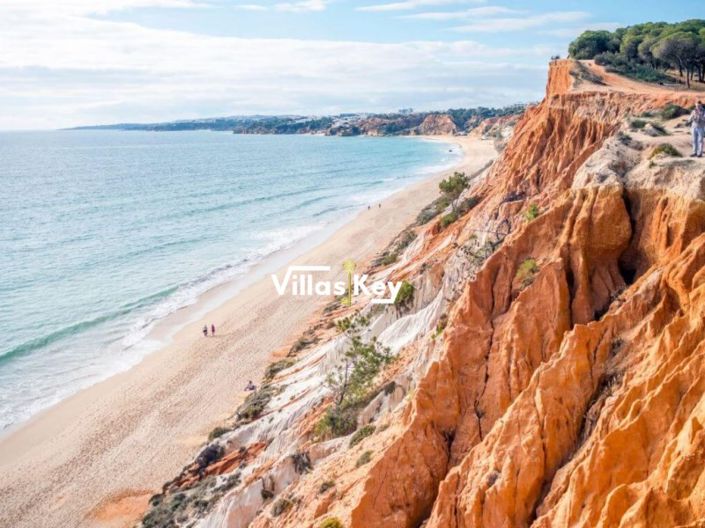 Image No.8-2 Bed House for sale