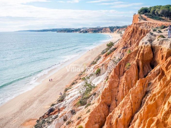 Image No.13-3 Bed House for sale