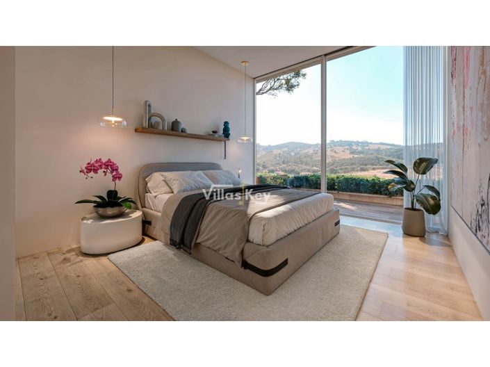 Image No.8-3 Bed House for sale