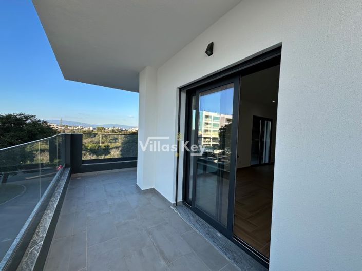 Image No.10-2 Bed Apartment for sale