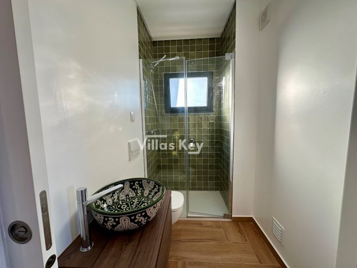 Image No.14-2 Bed Apartment for sale