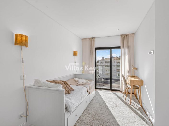 Image No.15-2 Bed Apartment for sale