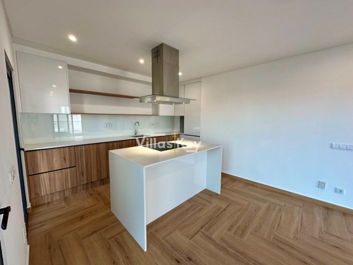 Image No.4-2 Bed Apartment for sale