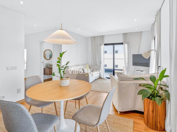 Image No.8-2 Bed Apartment for sale