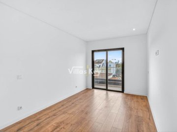 id42feac01-0000-0500-0000-000018820d66