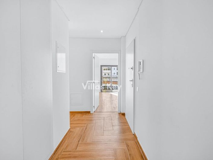 Image No.14-3 Bed Apartment for sale