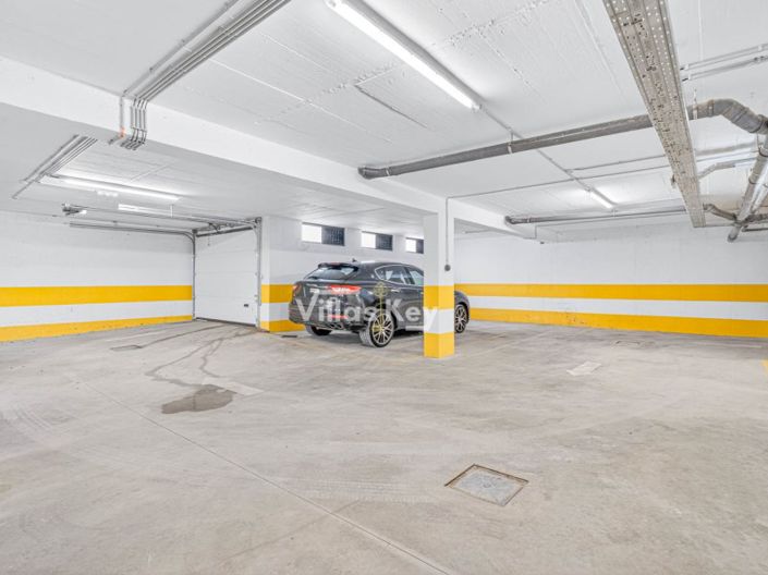 Image No.19-3 Bed Apartment for sale