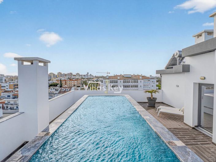 Image No.20-3 Bed Apartment for sale