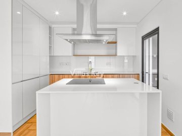 id42feac01-0000-0500-0000-000018820d61