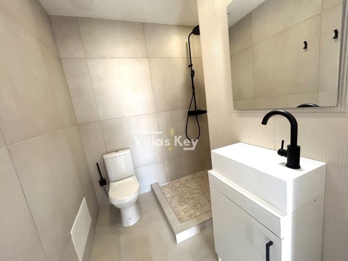 Image No.12-3 Bed Apartment for sale