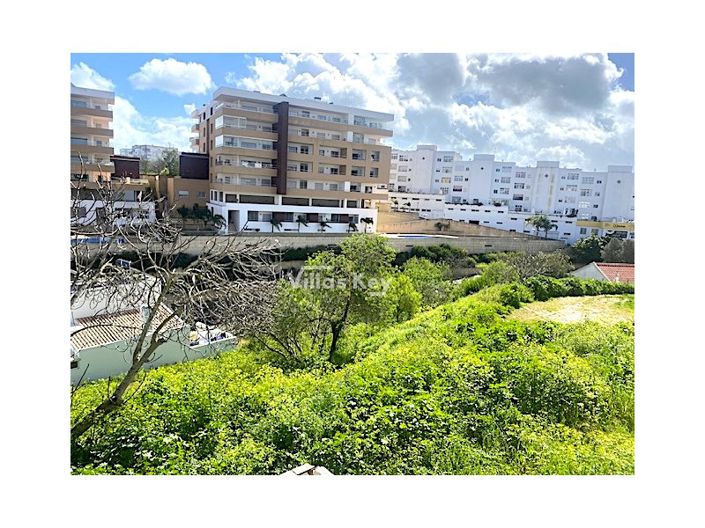 Image No.15-3 Bed Apartment for sale