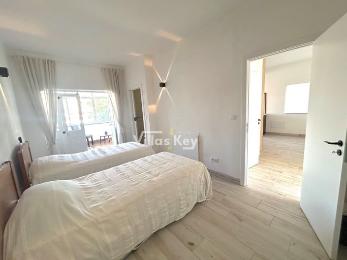 Image No.7-3 Bed Apartment for sale