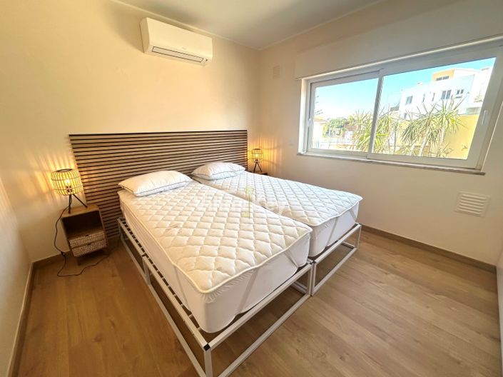 Image No.15-7 Bed House for sale