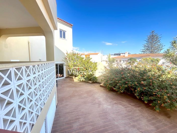 Image No.37-7 Bed House for sale