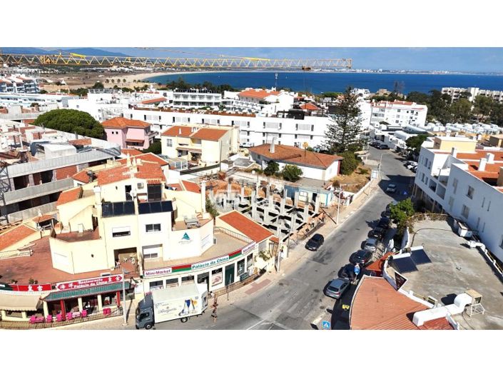 Image No.38-7 Bed House for sale