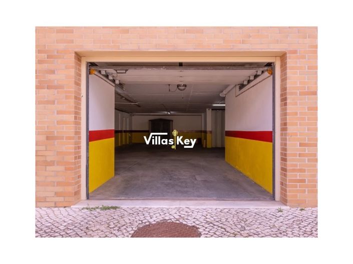 Image No.25-2 Bed Apartment for sale