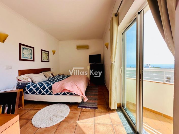 Image No.20-2 Bed Apartment for sale