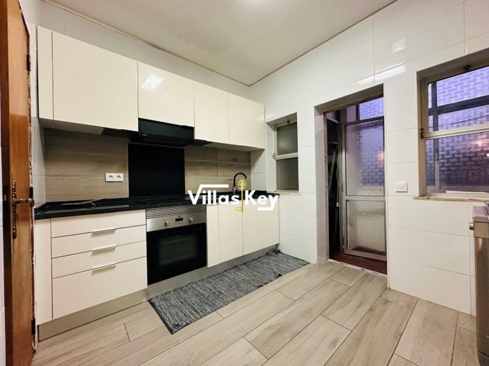 Image No.8-Appartement de 2 chambres à vendre à Lagos