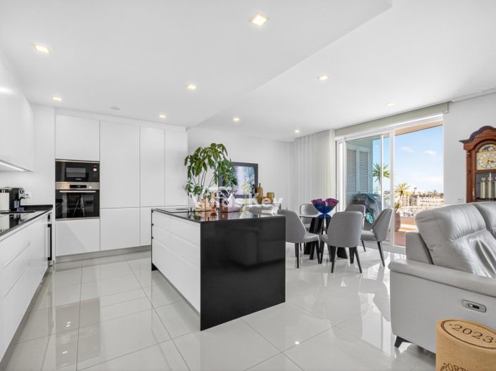 Image No.14-Appartement de 3 chambres à vendre à Lagos