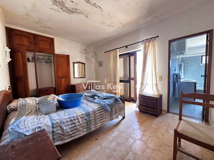 Image No.32-3 Bed House for sale