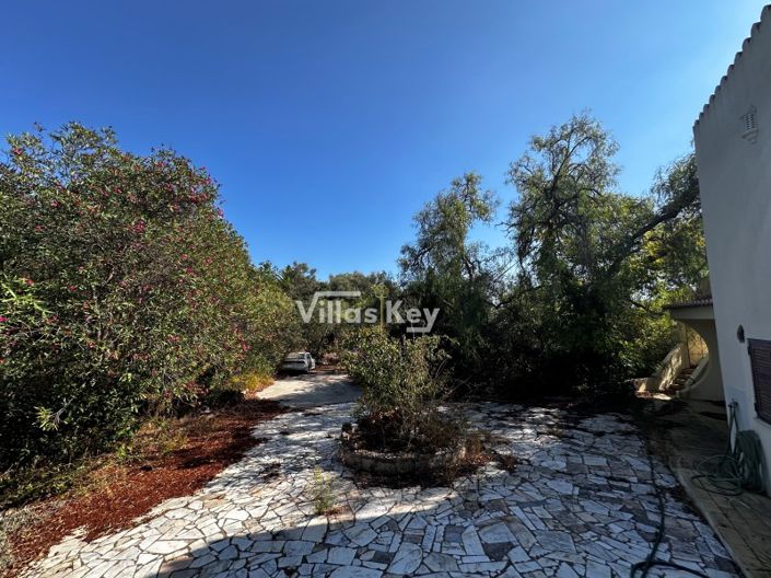 Image No.47-3 Bed House for sale