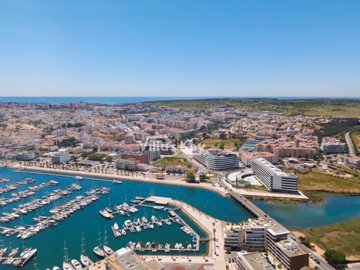 3 Bed Apartment for sale