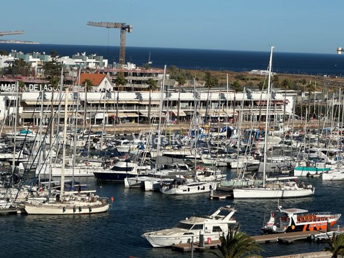 Image No.26-Appartement de 3 chambres à vendre à Lagos